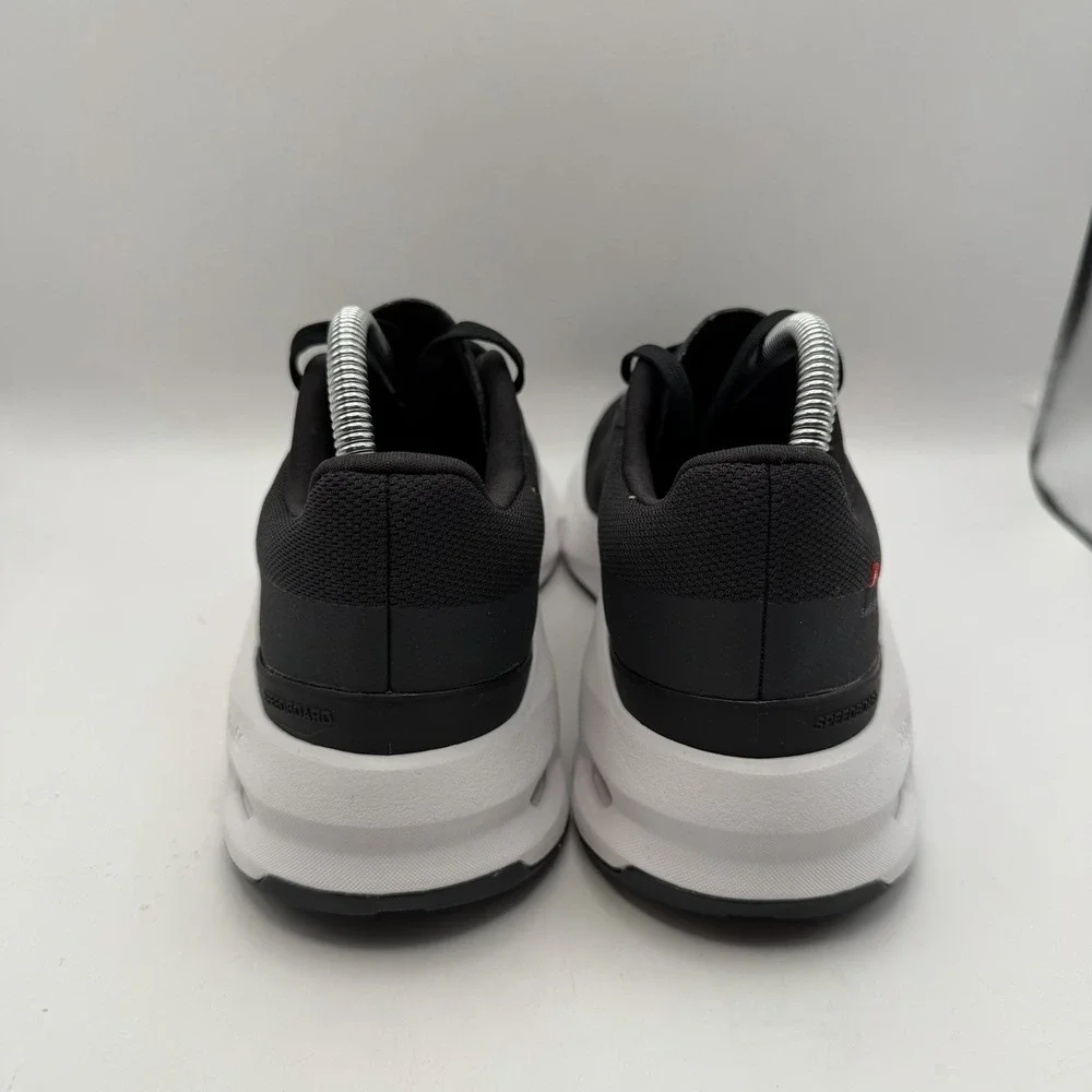 On‎ Women's Cloudpulse Sneakers Size 10 Black and White New